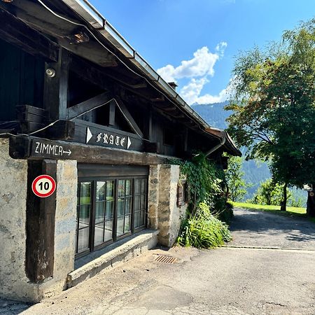 Albergo Ristorante Al Frate Da Streza 마돈나 디 캄필리오 외부 사진