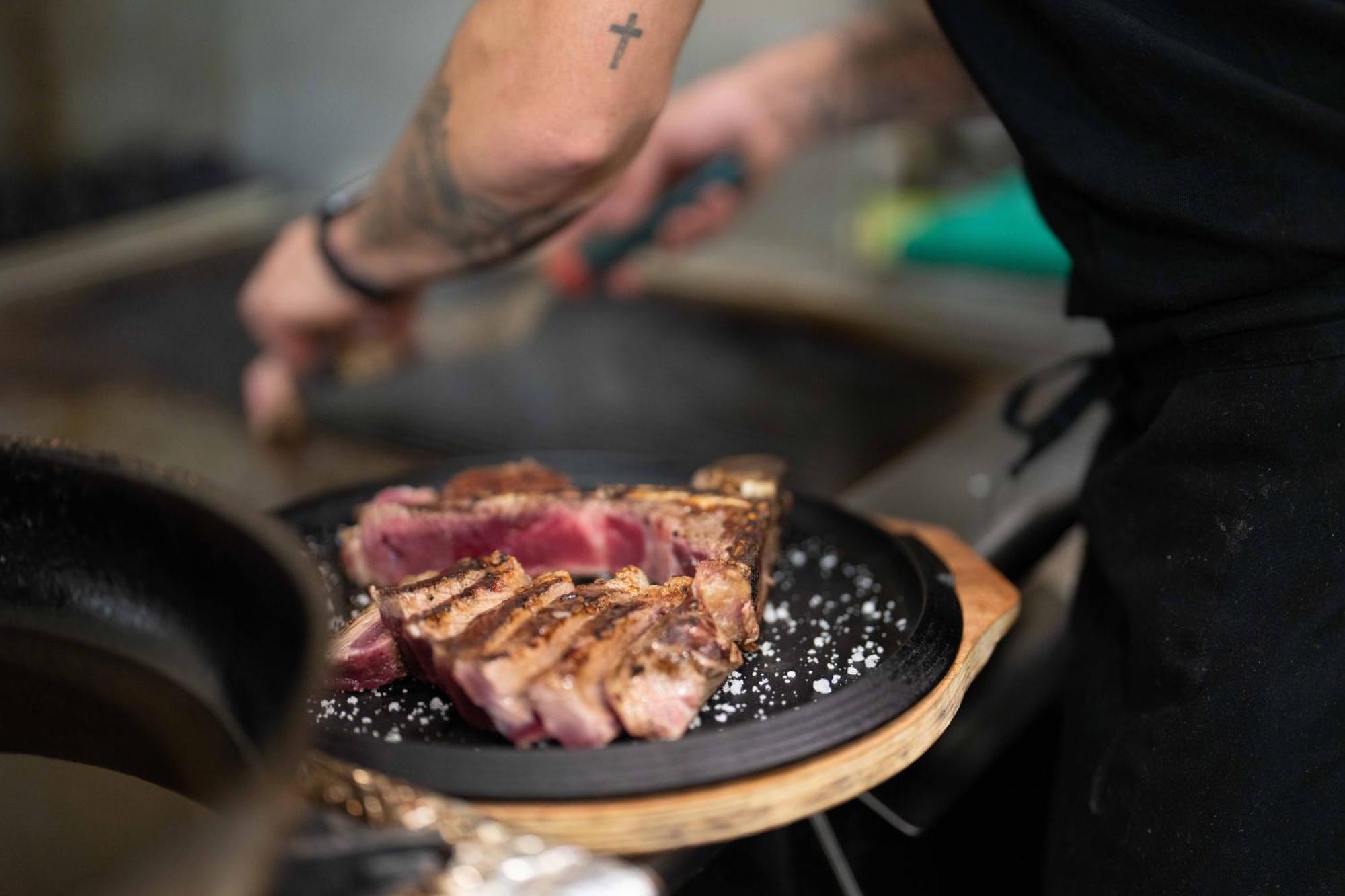 Albergo Ristorante Al Frate Da Streza 마돈나 디 캄필리오 외부 사진