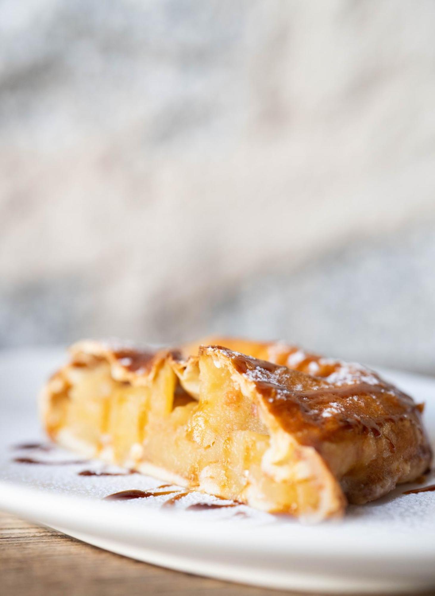 Albergo Ristorante Al Frate Da Streza 마돈나 디 캄필리오 외부 사진